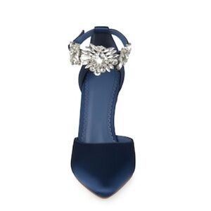 Journee Collection Loxley Pump